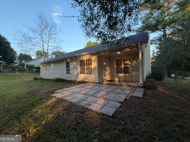 1447 Millstone Court, Bethlehem, GA 30620