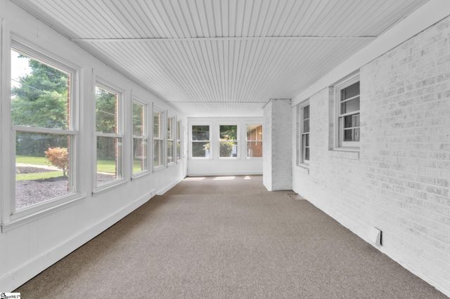 107 Carriage Lane, Simpsonville, SC 29681