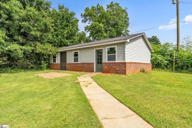 107 Carriage Lane, Simpsonville, SC 29681
