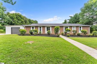 107 Carriage Lane, Simpsonville, SC 29681