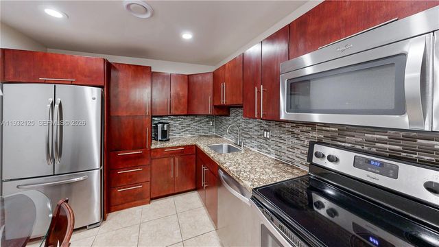 21121 SW 85th Ave 216, Cutler Bay, FL 33189