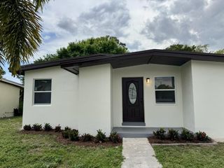 1218 NW 13th Ct A, Fort Lauderdale, FL 33311