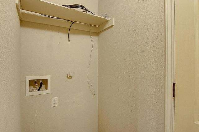 2910 Santa Ana St, Corpus Christi, TX 78415