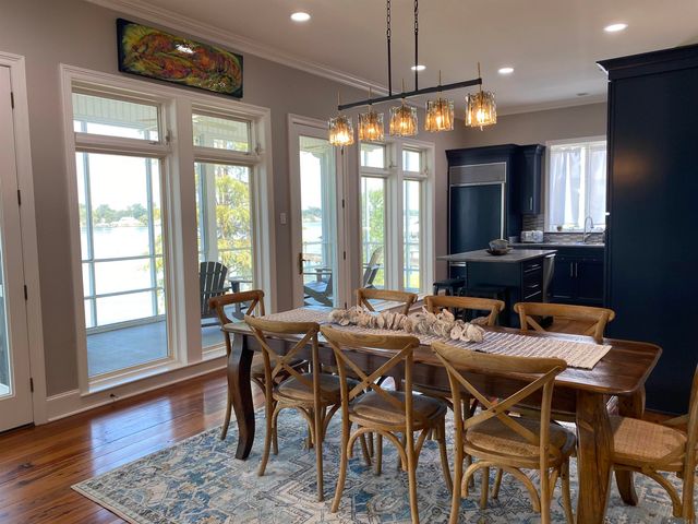 7522 False River Rd, Oscar, LA 70762