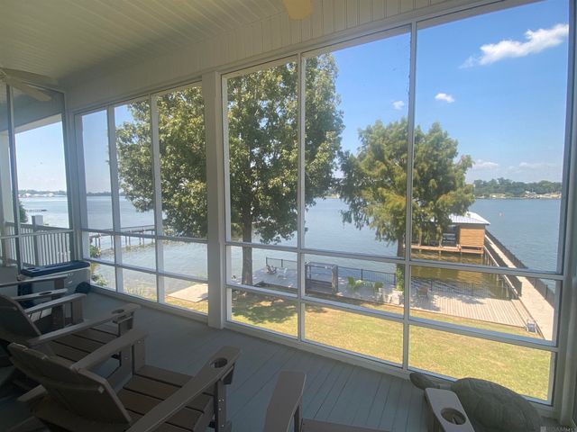 7522 False River Rd, Oscar, LA 70762