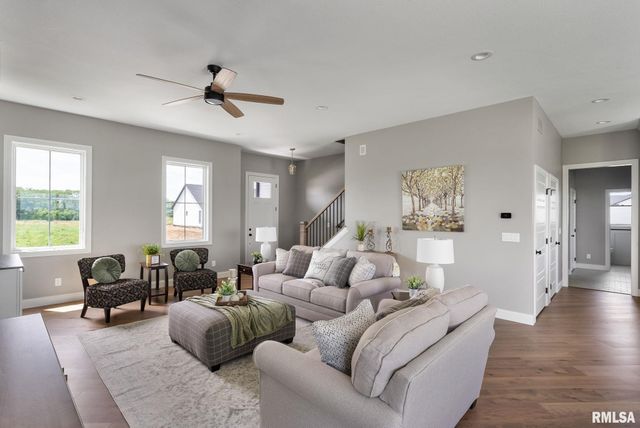 6654 Meghan Avenue, Bettendorf, IA 52722