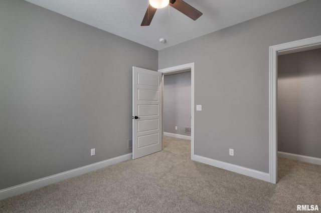 6654 Meghan Avenue, Bettendorf, IA 52722