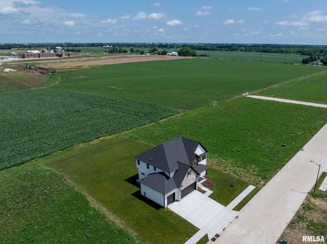 6654 Meghan Avenue, Bettendorf, IA 52722