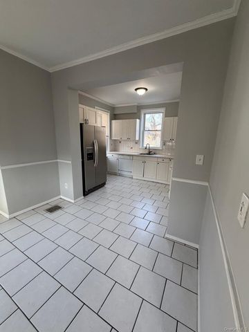 41 N Fulton Avenue, Mount Vernon, NY 10550