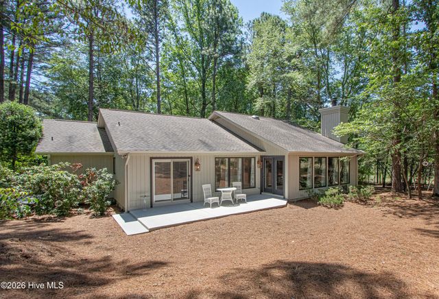 12 Whithorn Court, Pinehurst, NC 28374
