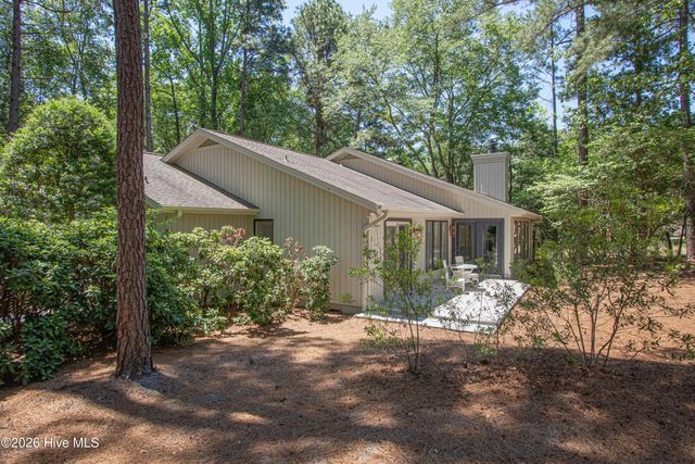 12 Whithorn Court, Pinehurst, NC 28374