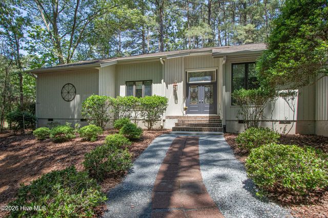 12 Whithorn Court, Pinehurst, NC 28374