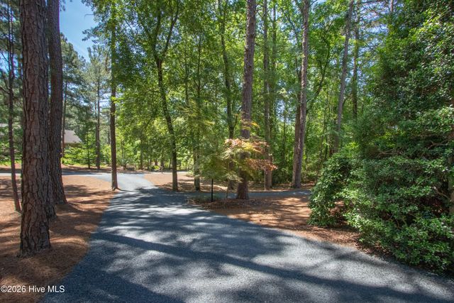 12 Whithorn Court, Pinehurst, NC 28374