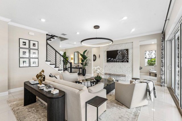 12156 Waterstone Circle, Palm Beach Gardens, FL 33412