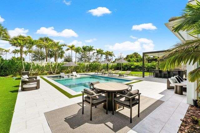 12156 Waterstone Circle, Palm Beach Gardens, FL 33412