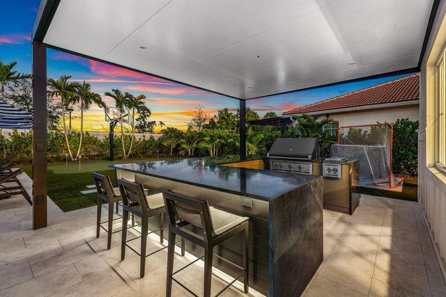 12156 Waterstone Circle, Palm Beach Gardens, FL 33412