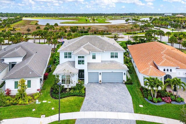 12156 Waterstone Circle, Palm Beach Gardens, FL 33412