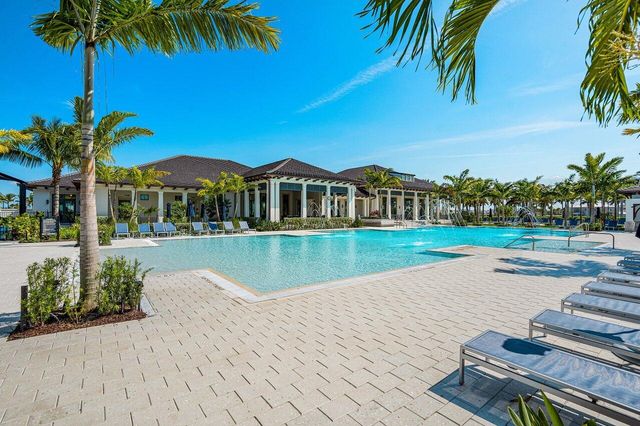 12156 Waterstone Circle, Palm Beach Gardens, FL 33412