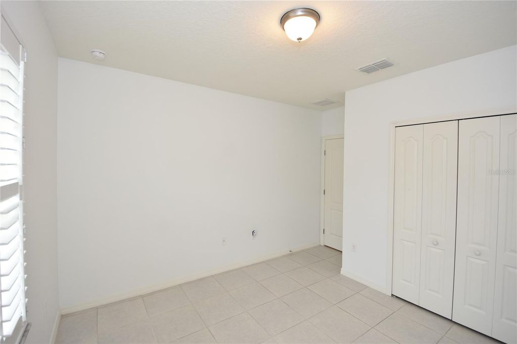 Image 30 of property listing at 22 RYBAR LANE, Palm Coast, FL 32164