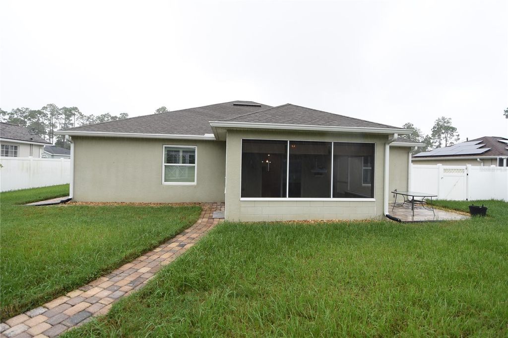 Image 33 of property listing at 22 RYBAR LANE, Palm Coast, FL 32164