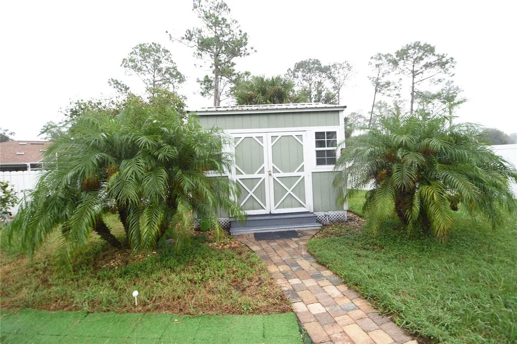 Image 34 of property listing at 22 RYBAR LANE, Palm Coast, FL 32164
