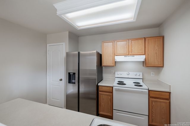 8848 STAGHORN ML, Converse, TX 78109
