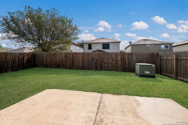 8848 STAGHORN ML, Converse, TX 78109