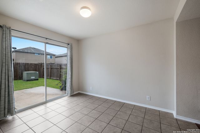 8848 STAGHORN ML, Converse, TX 78109