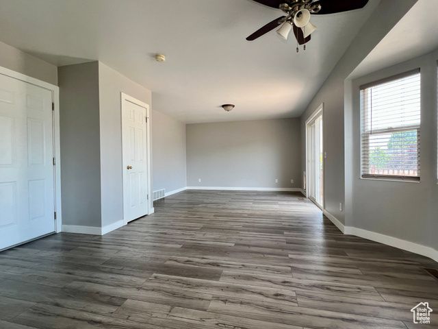 1174 W 1580 N, Clinton, UT 84015