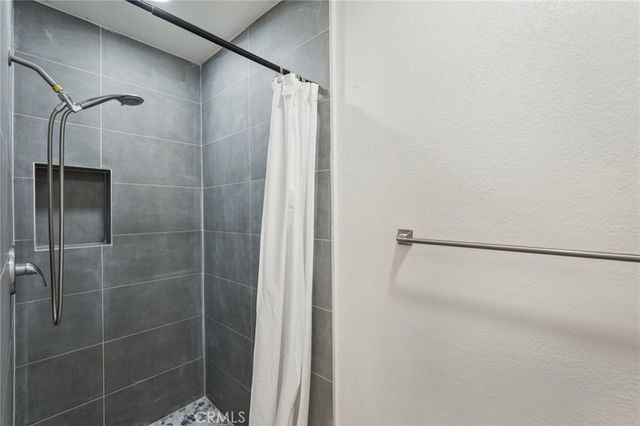 14000 Spring Valley Parkway, Victorville, CA 92395