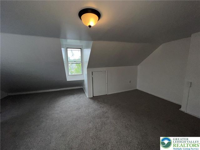 31 North Poplar Street, Allentown City, PA 18102