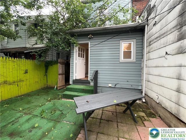 31 North Poplar Street, Allentown City, PA 18102