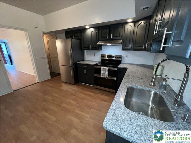 31 North Poplar Street, Allentown City, PA 18102