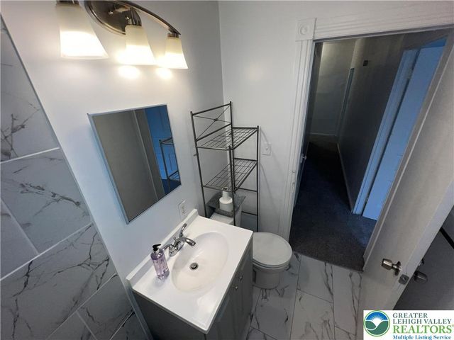 31 North Poplar Street, Allentown City, PA 18102