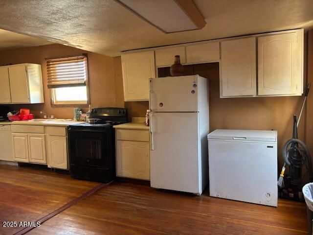 812 N CENTER Avenue, Casa Grande, AZ 85122