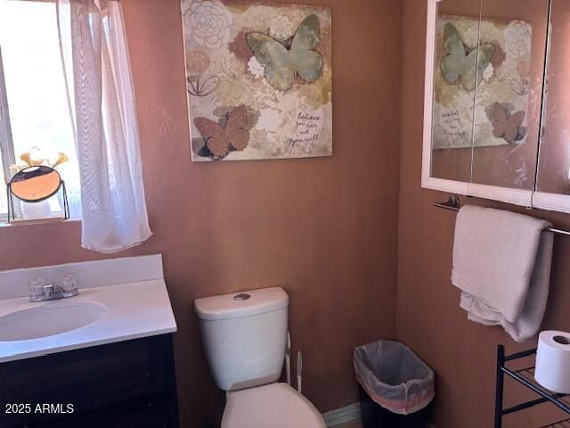 812 N CENTER Avenue, Casa Grande, AZ 85122