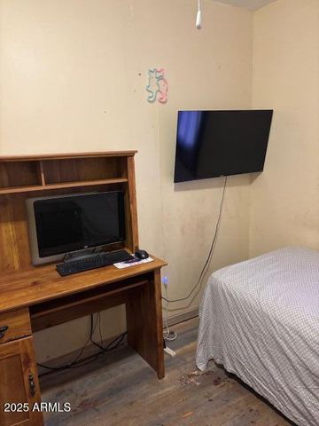 812 N CENTER Avenue, Casa Grande, AZ 85122