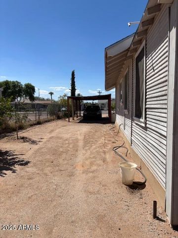 812 N CENTER Avenue, Casa Grande, AZ 85122