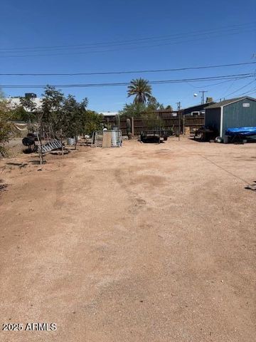 812 N CENTER Avenue, Casa Grande, AZ 85122