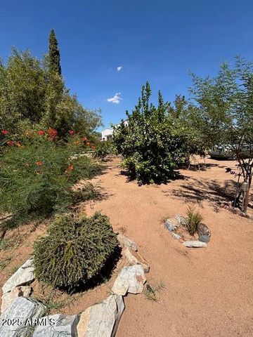 812 N CENTER Avenue, Casa Grande, AZ 85122