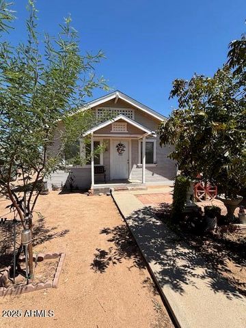 812 N CENTER Avenue, Casa Grande, AZ 85122