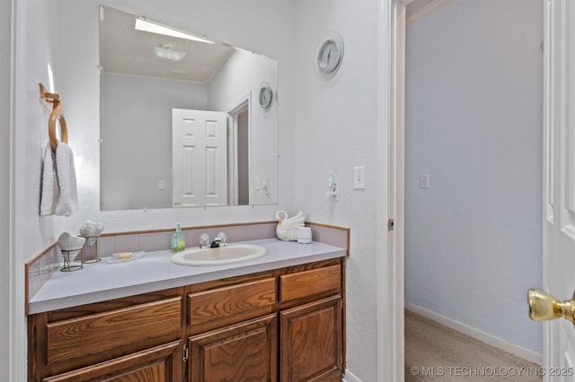 7769 Tribal Lane, Kingston, OK 73439