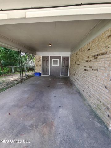 134 James Drive, Gulfport, MS 39503