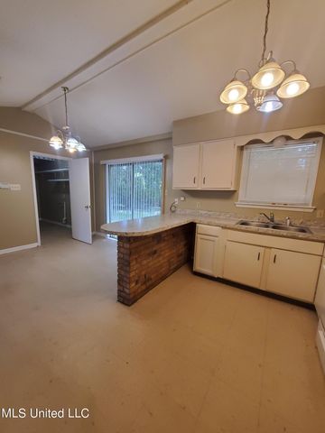 134 James Drive, Gulfport, MS 39503