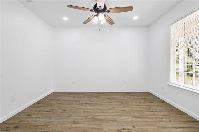 4130 Fox Creek Drive W, Eight Mile, AL 36613