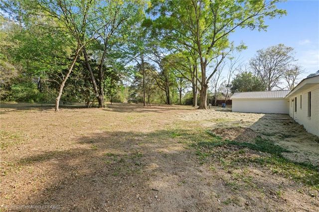 4130 Fox Creek Drive W, Eight Mile, AL 36613