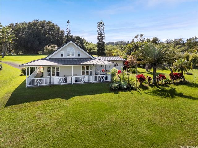 44 Kaupakalua Road, Haiku, HI 96708