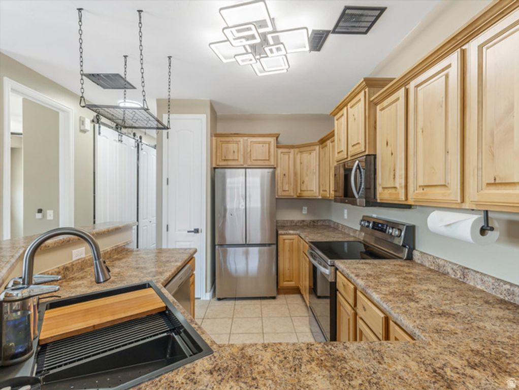 11429 S OAKMOND RD, South Jordan, UT 84009 — photo 4