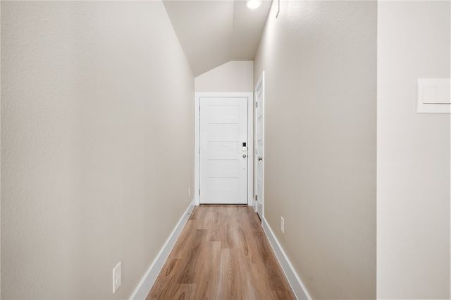 1013 St Croix Dr, Rockport, TX 78382