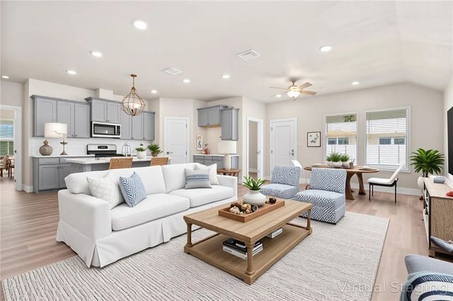 1013 St Croix Dr, Rockport, TX 78382